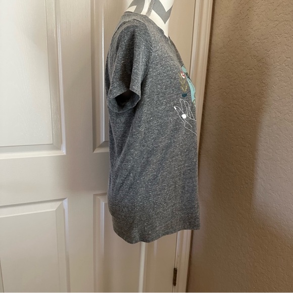 Torrid-strong in This Together Slim Fit Grey Crew Tee- Size 00 - Picture 5 of 8